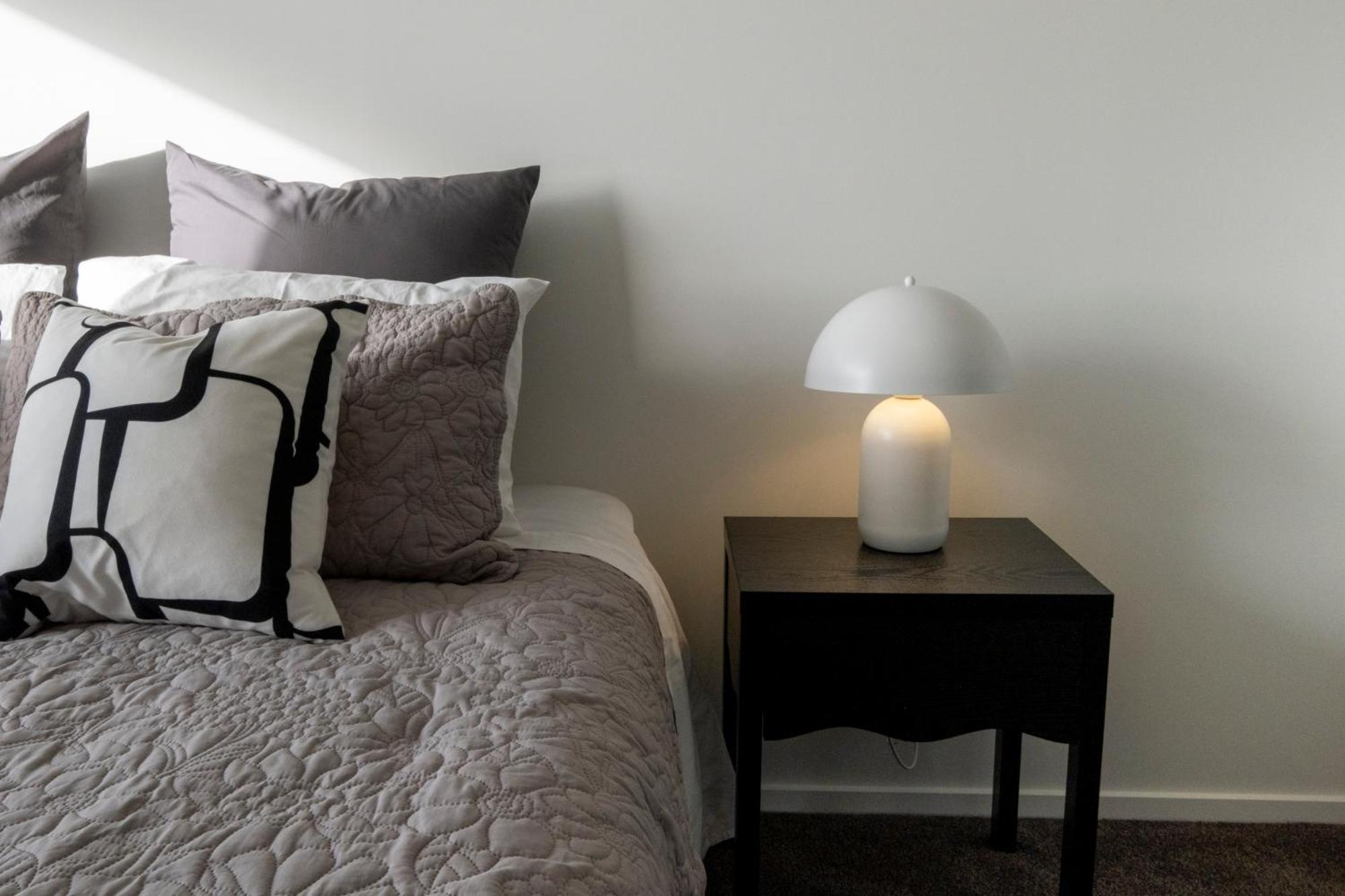 Luxury 2 Bed Townhome In Cbd 基督城 外观 照片