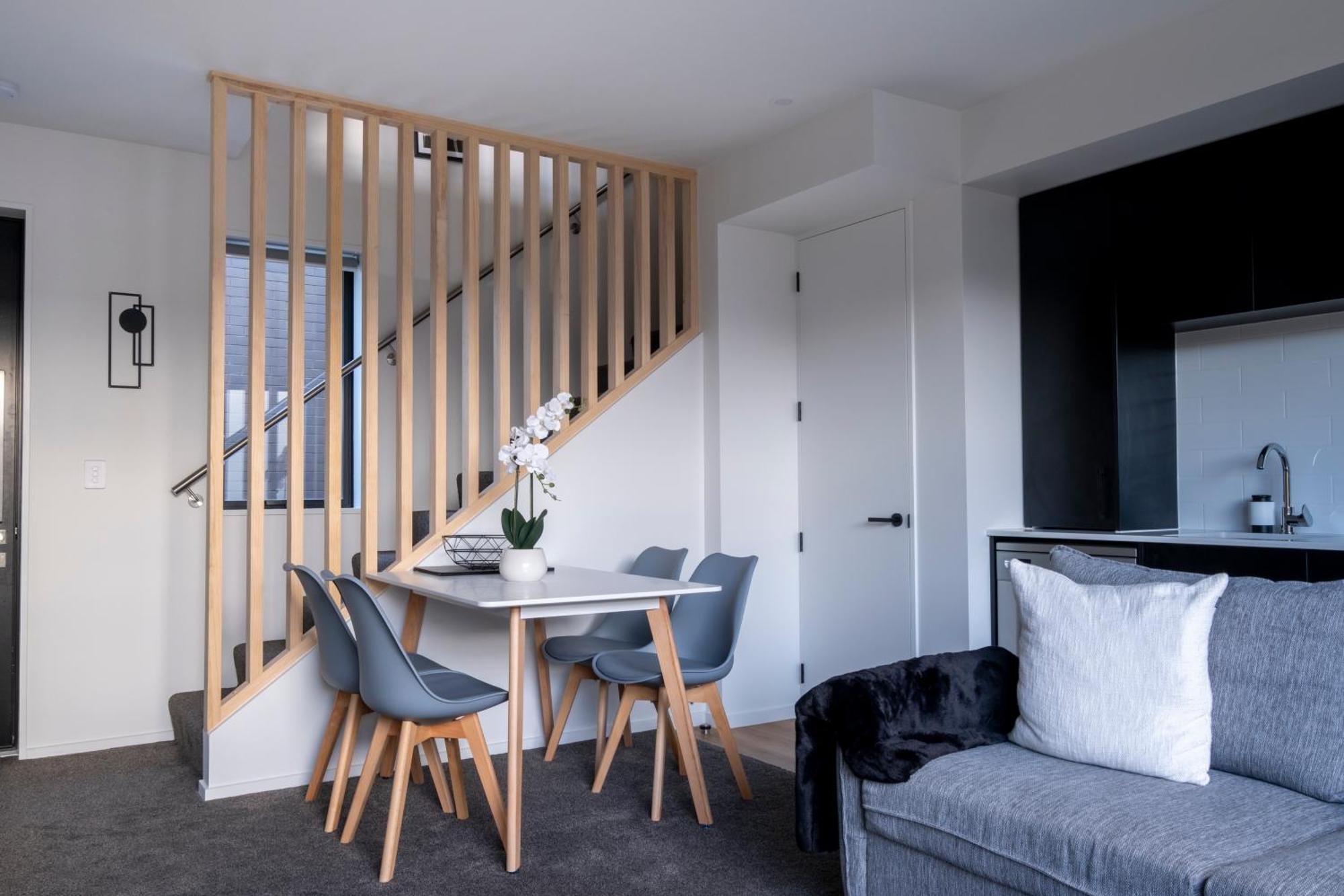 Luxury 2 Bed Townhome In Cbd 基督城 外观 照片