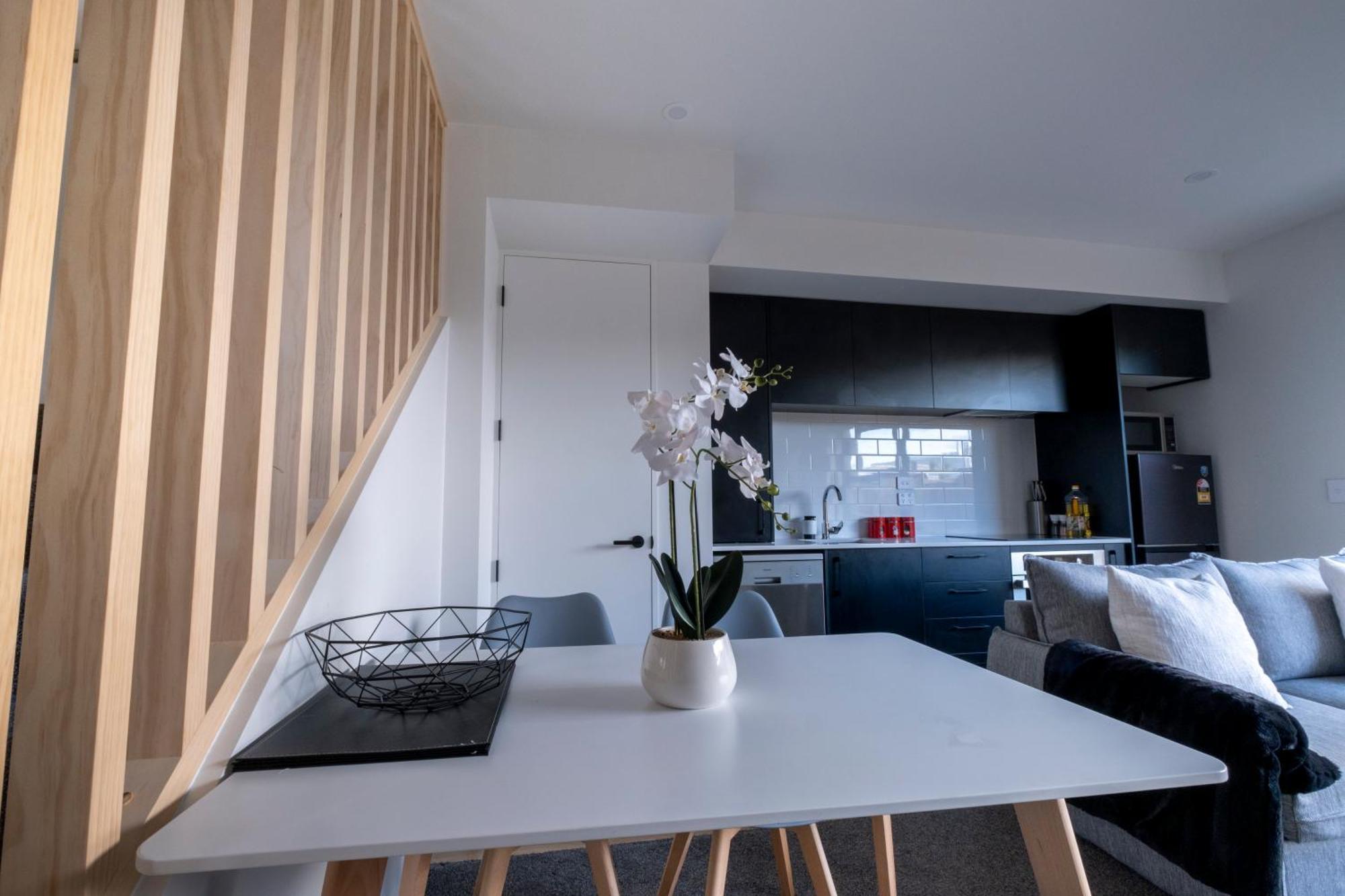 Luxury 2 Bed Townhome In Cbd 基督城 外观 照片