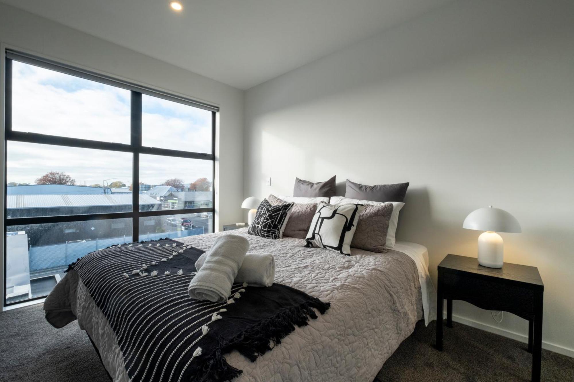 Luxury 2 Bed Townhome In Cbd 基督城 外观 照片