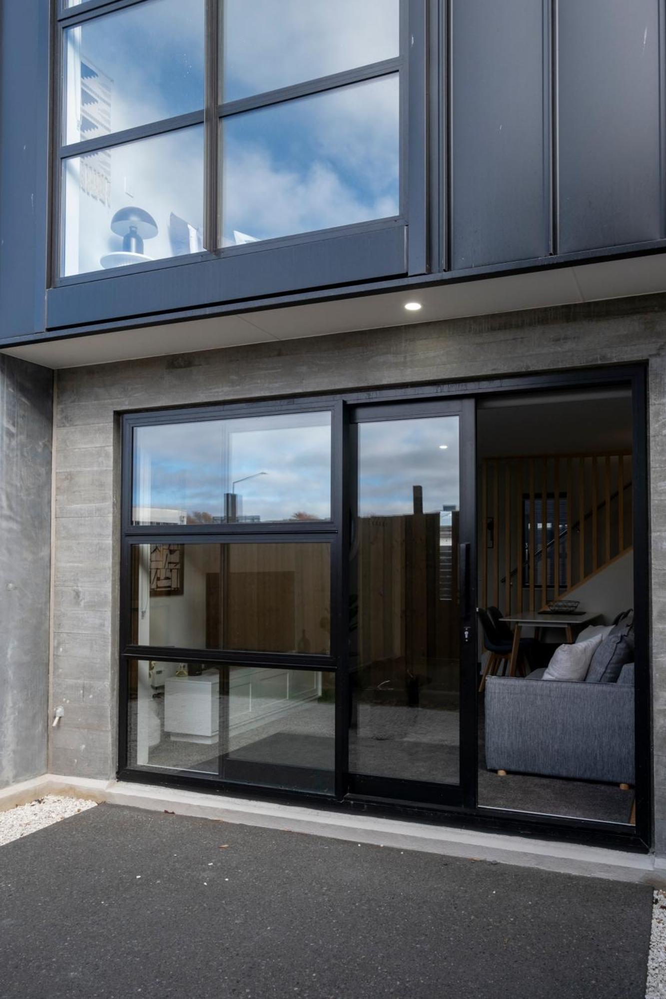 Luxury 2 Bed Townhome In Cbd 基督城 外观 照片