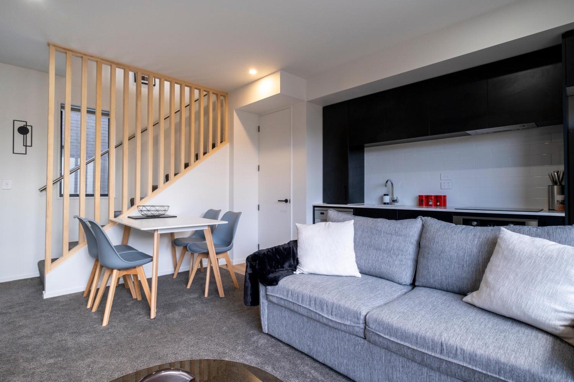 Luxury 2 Bed Townhome In Cbd 基督城 外观 照片