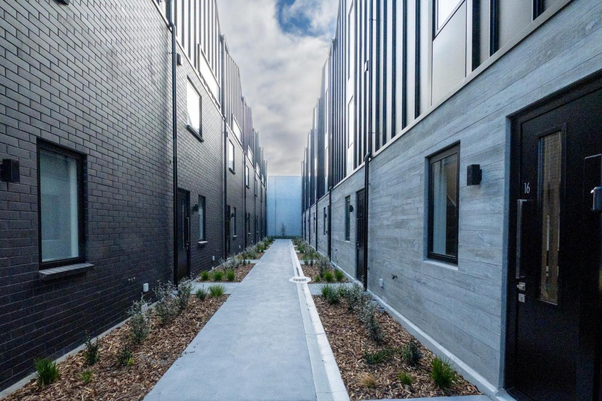 Luxury 2 Bed Townhome In Cbd 基督城 外观 照片
